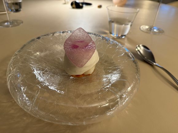A lavender “pre-dessert”