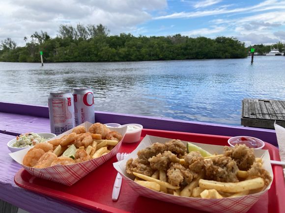 Lucy at City Seafood! I had the fried oysters.