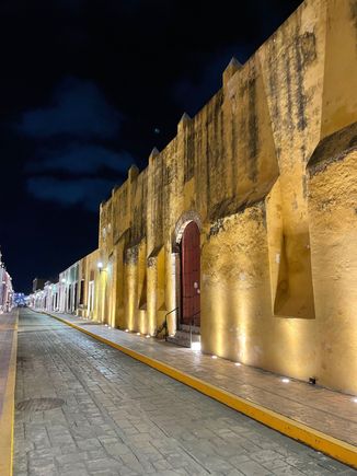 Town rolls up pretty early on a weekday.