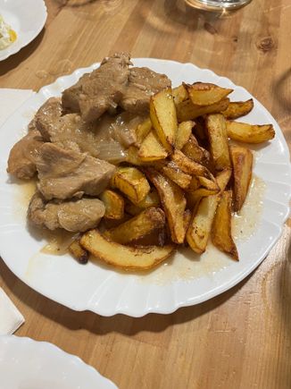 braised pork in wine sauce