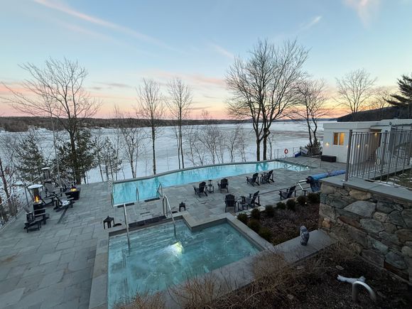 My favorite pool (Canada). 