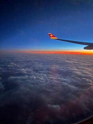 Chasing sunset on the flight home