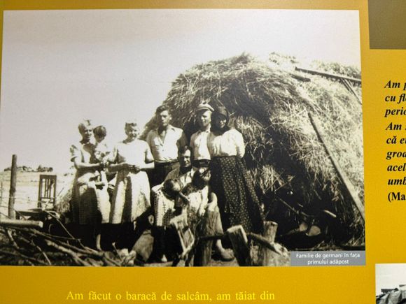 They built homes made from mud and covered them with straw. 