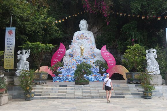 Buddha at Ling Unh Temple