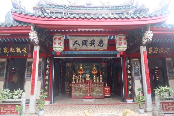 Chaozhou Assembly Hall Religious Altar