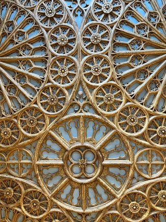Ceiling detail at Livraria Lello
