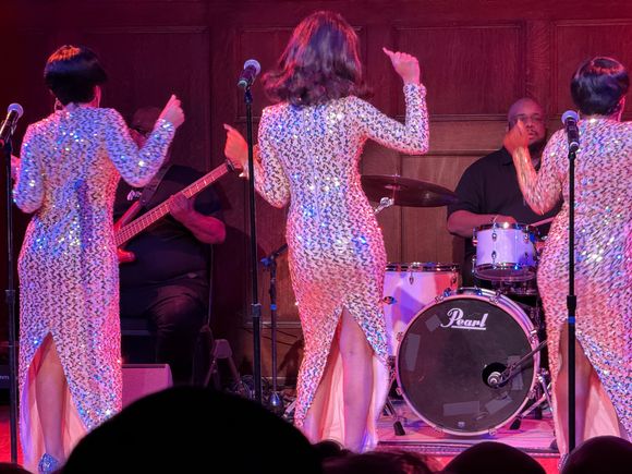 Shake, shake, shake.....