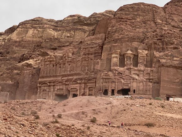 Royal Tombs 