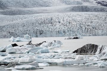 Fjallsárlón glacial lagoon