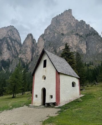 An hour later, we finally reached the flat Vallunga