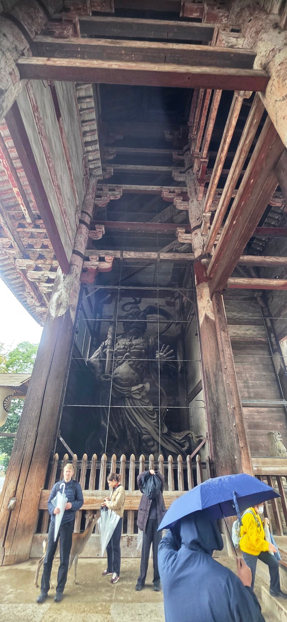 The demon guardian outside the temple