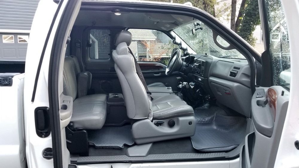 2002 Ford F-350 Super Duty - 2002 Ford F350 7.3 Diesel Supercab Short Bed 4x4 - Used - VIN 1FTSX31F02EC09575 - 254,500 Miles - 8 cyl - 4WD - Automatic - Truck - White - Grass Valley, CA 95945, United States