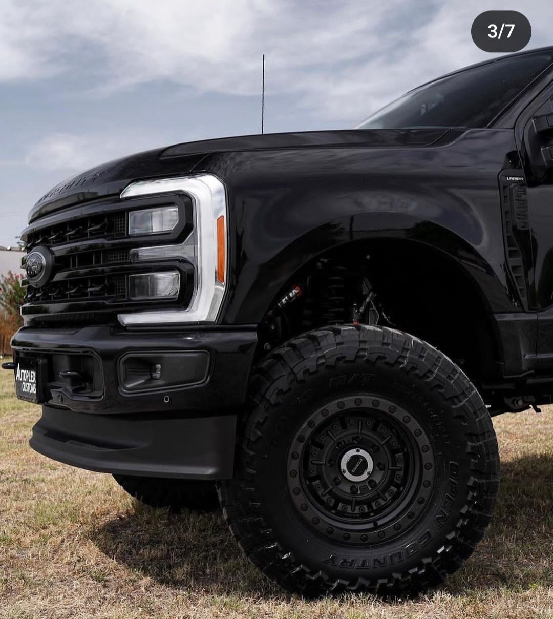 2023 f250 siyah üzerine siyah kaldırdı