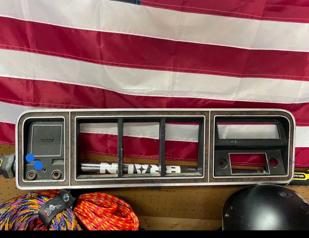 Interior/Upholstery - 1977 f250 dash gauge housing - Used - 1970 to 1979 Ford 3/4 Ton Pickup - North Chicago, IL 60088, United States