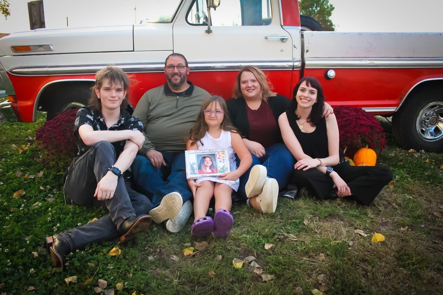 The whole family. 