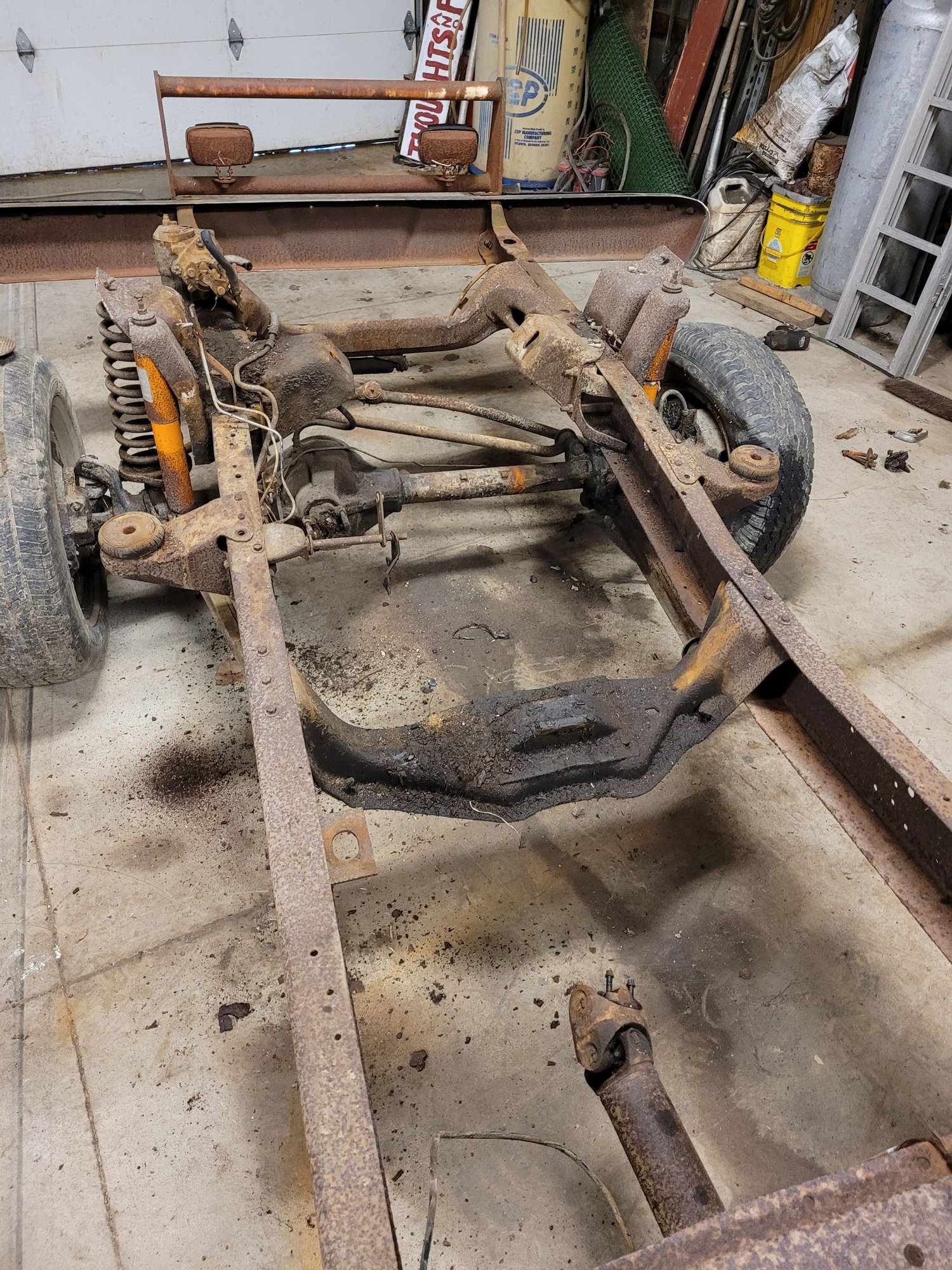 Drivetrain - 77 Ford f150 short bed 4x4 rolling chassis - Used - 0  All Models - North Fairfield, OH 44855, United States