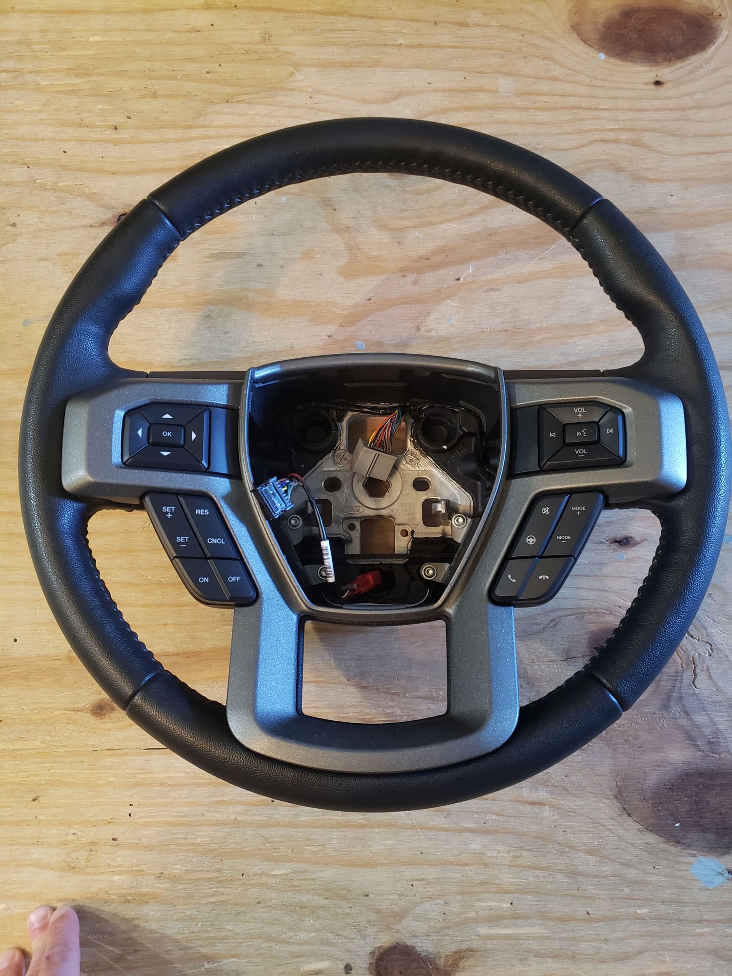 Miscellaneous - 2018 Super duty steering wheel,Kd fabworks brackets,light bar and other parts - Used - -1 to 2025  All Models - Chicago, IL 60634, United States