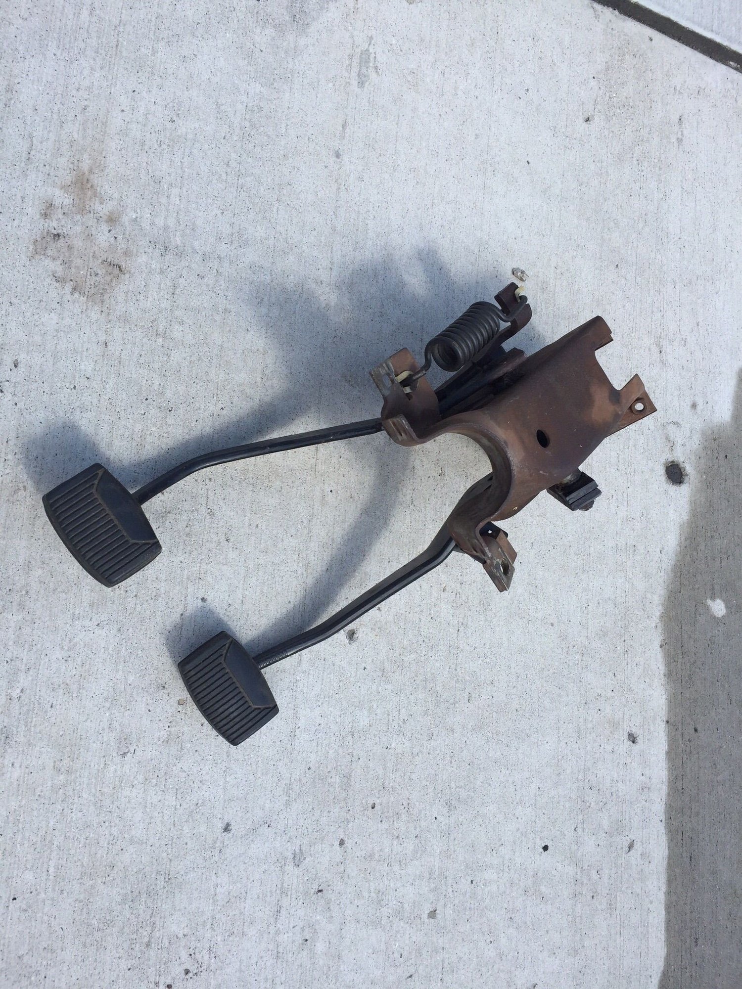 19671972 clutch pedal assembly Ford Truck Enthusiasts Forums