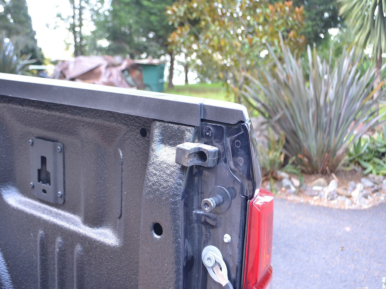 Tailgate latch adjustment? Ford Truck Enthusiasts Forums