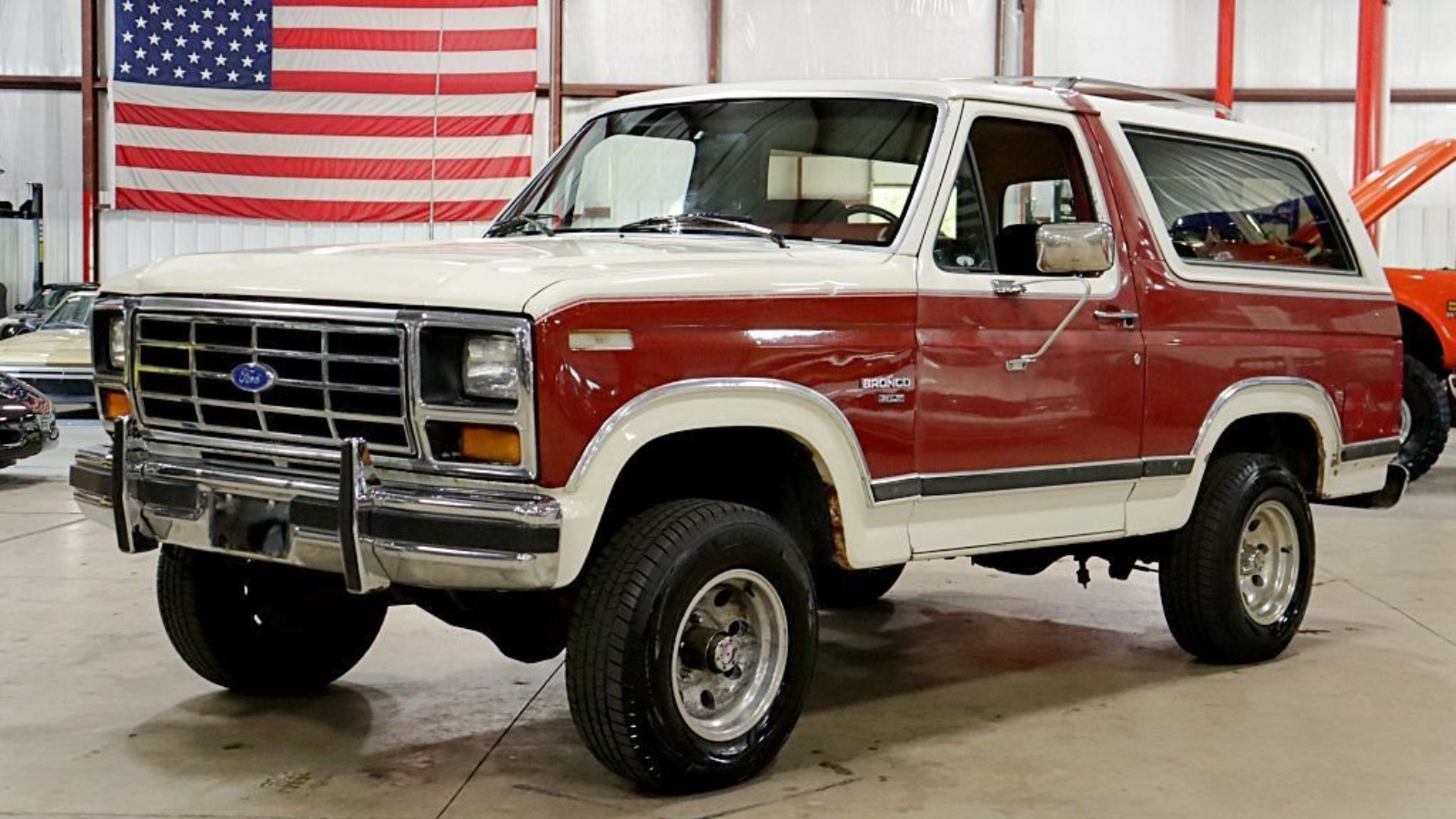 Ford Bronco 86