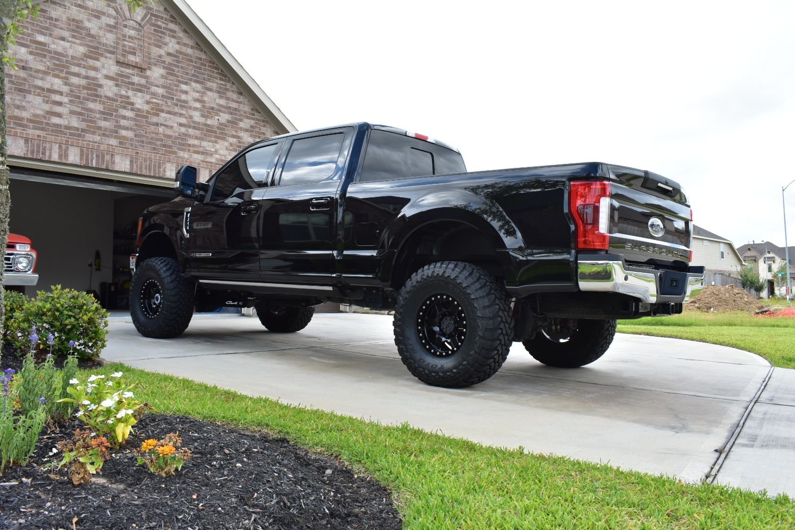 Lifted 2017 F250 with 37's Pics - Page 17 - Ford Truck Enthusiasts Forums