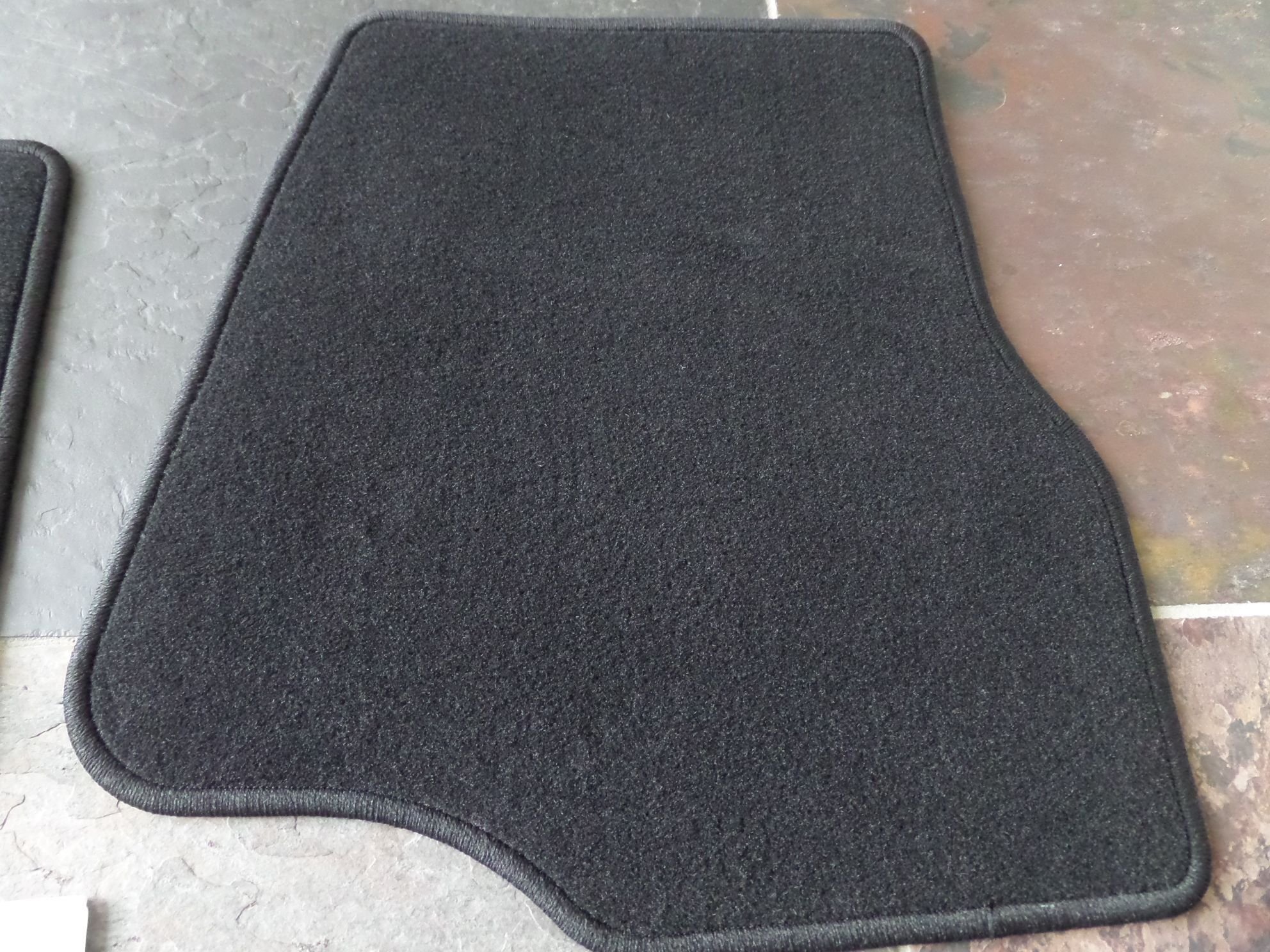 New Carpet Floor Mats 20172019 Ford Superduty F250 F350 F450 Crew Cab