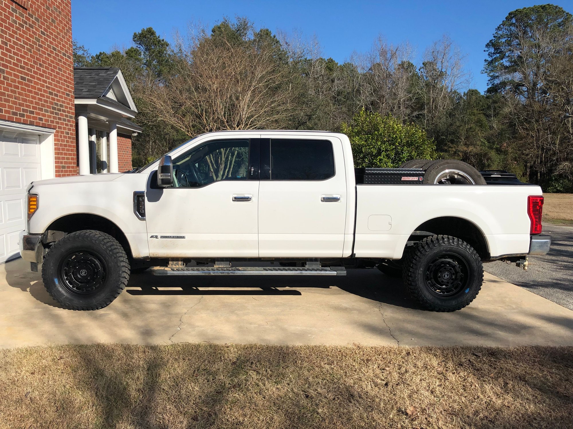 325/60R20 KM3 on Black Rhino Arsenal - Ford Truck Enthusiasts Forums