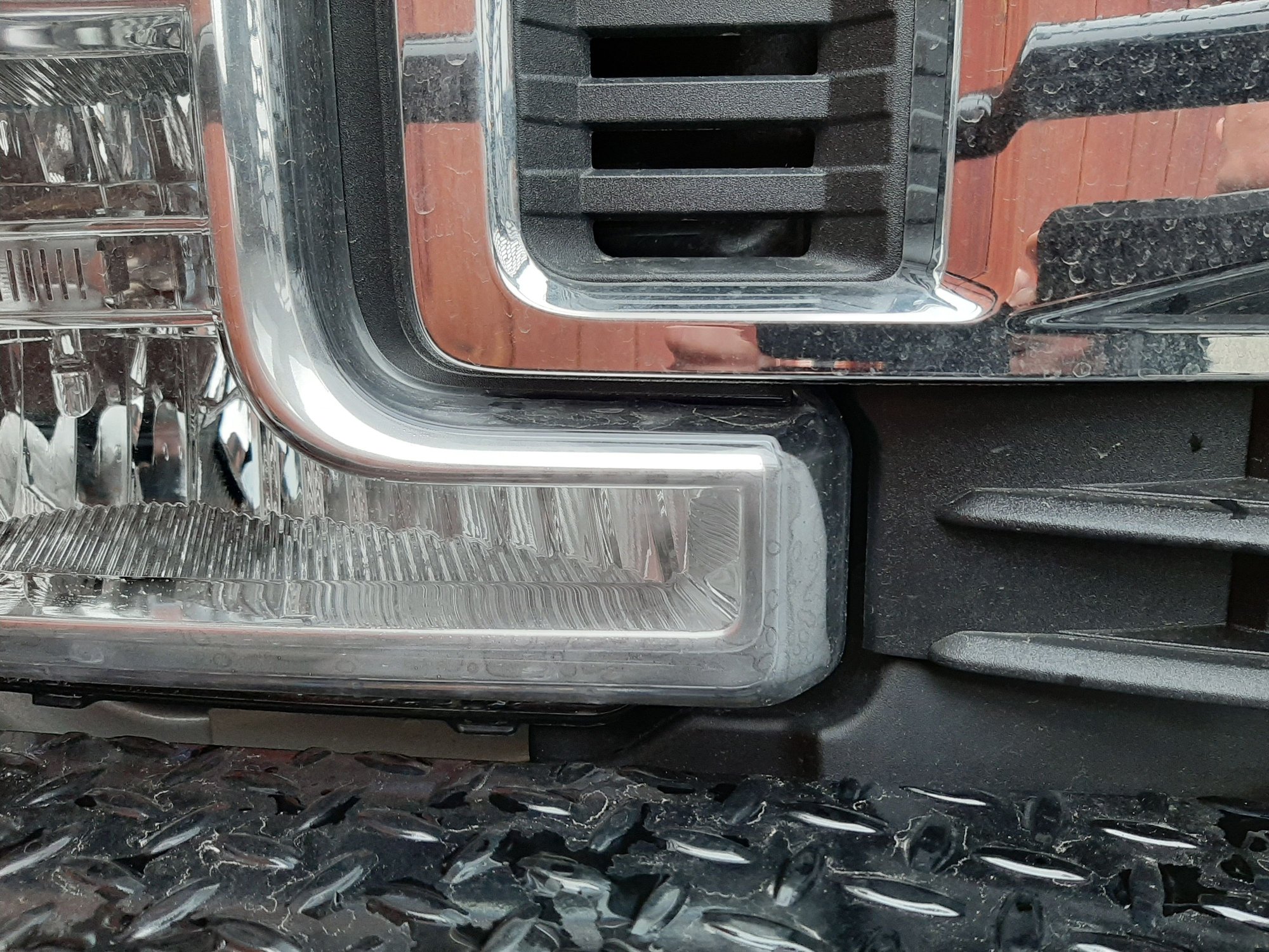New 2019 F250, headlights "fogging up" Ford Truck Enthusiasts Forums