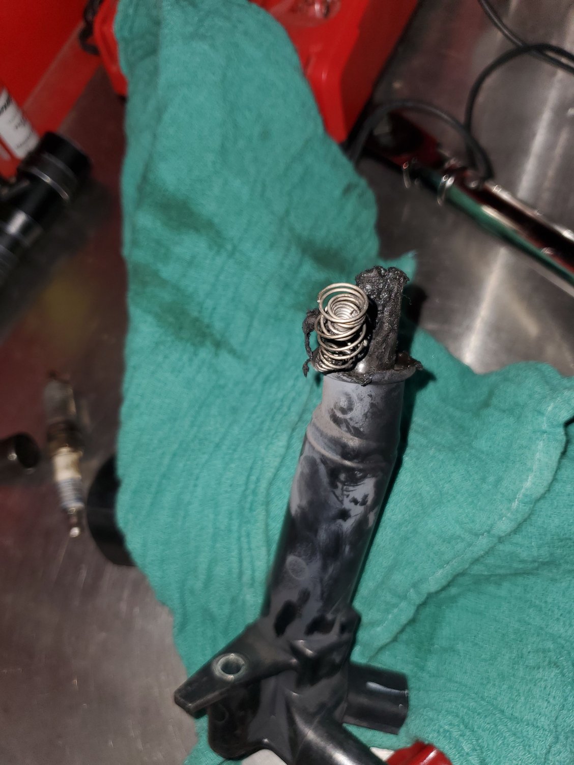 Spark plug loose ignition coil melted Ford Truck Enthusiasts Forums