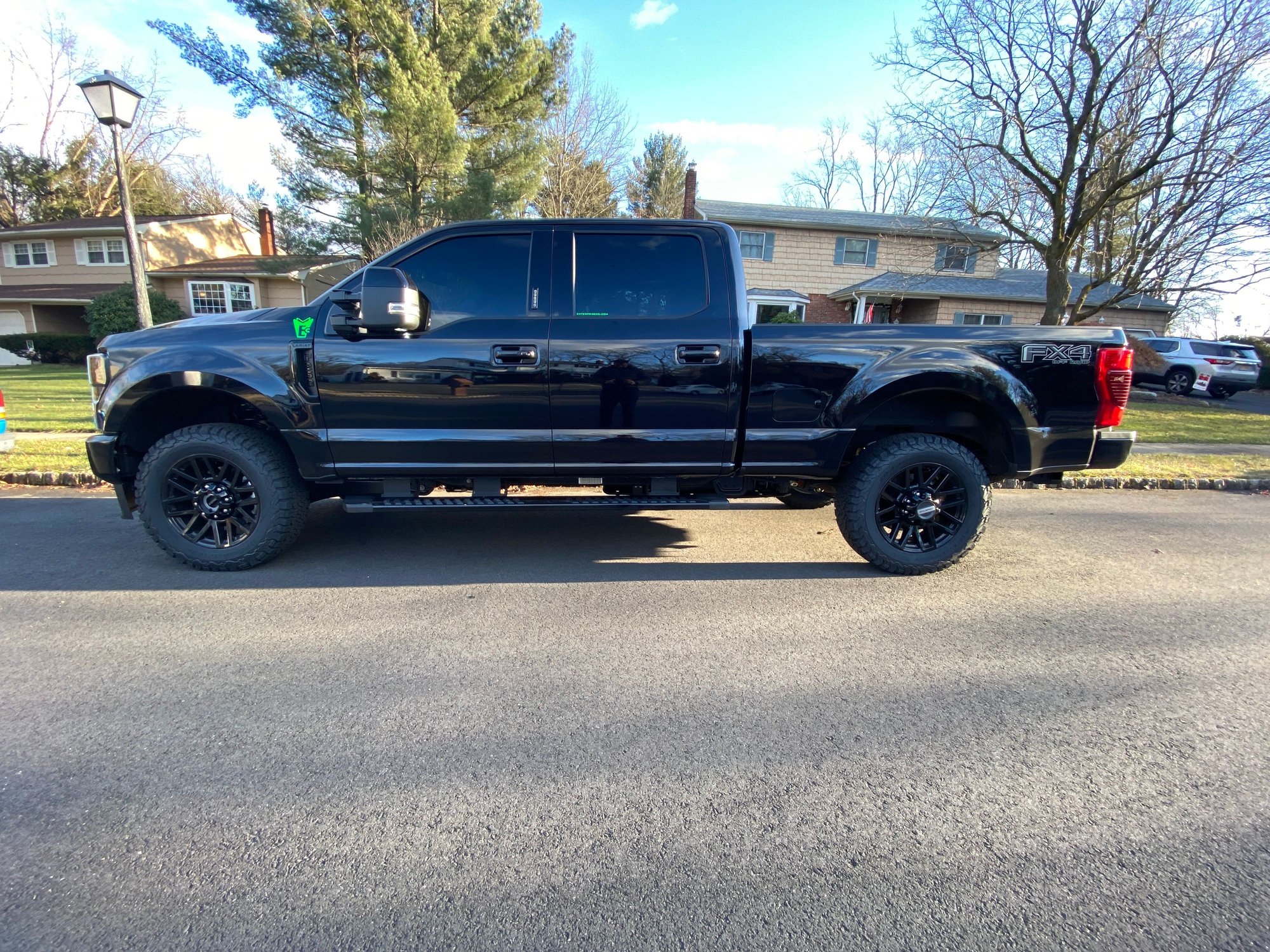 2020 Ford F-250 Super Duty - 2020 F250 Super Duty Lariat - Used - VIN 1FT7W2B6XLEC59855 - 27,000 Miles - 8 cyl - 4WD - Automatic - Truck - Black - Westwood, NJ 07675, United States