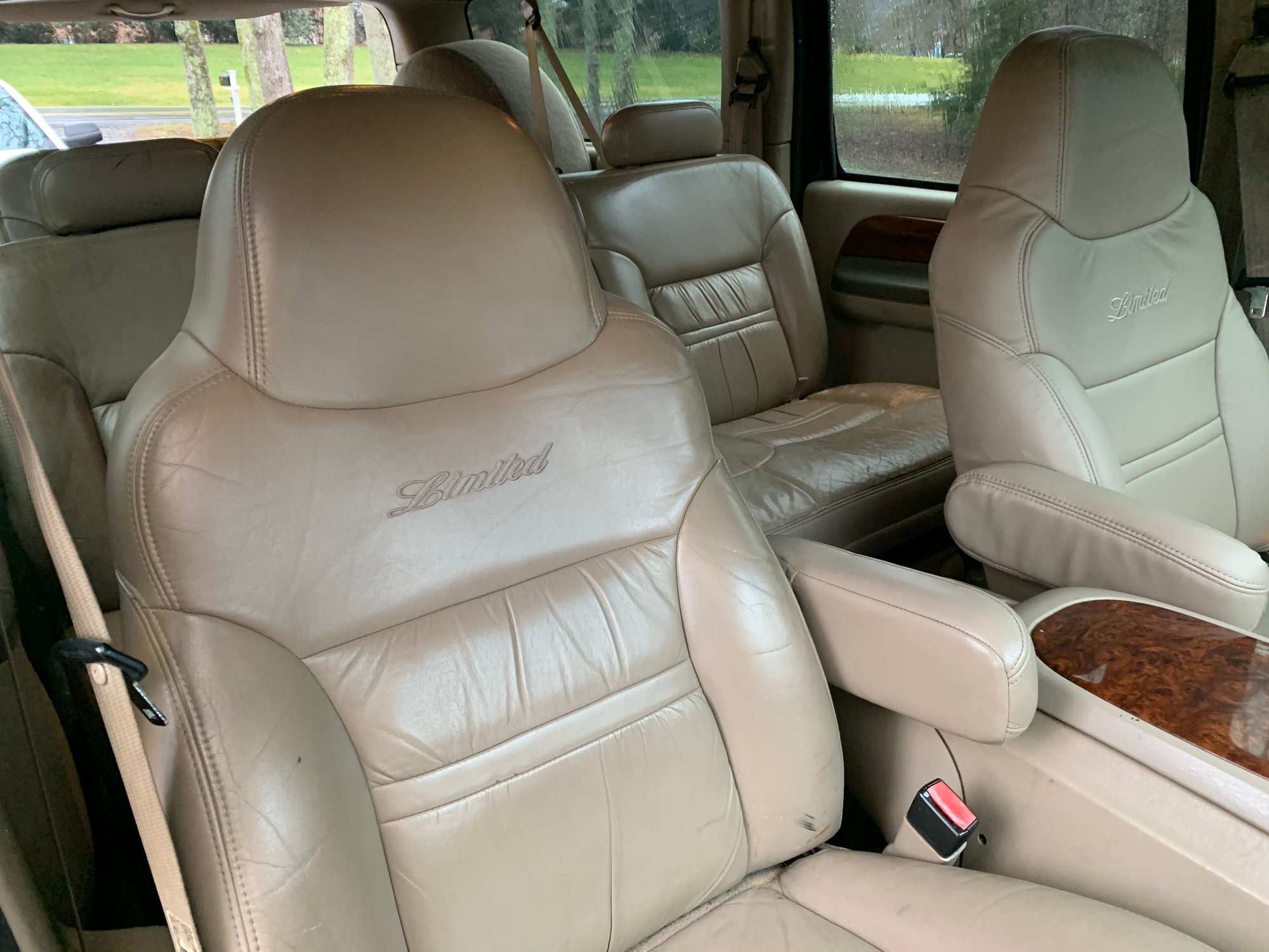 2001 Ford Excursion - 2001 EXCURSION - Used - VIN 1FMSU43F21EB45917 - 294,000 Miles - 8 cyl - 4WD - Automatic - SUV - Black - Davidson, NC 28036, United States