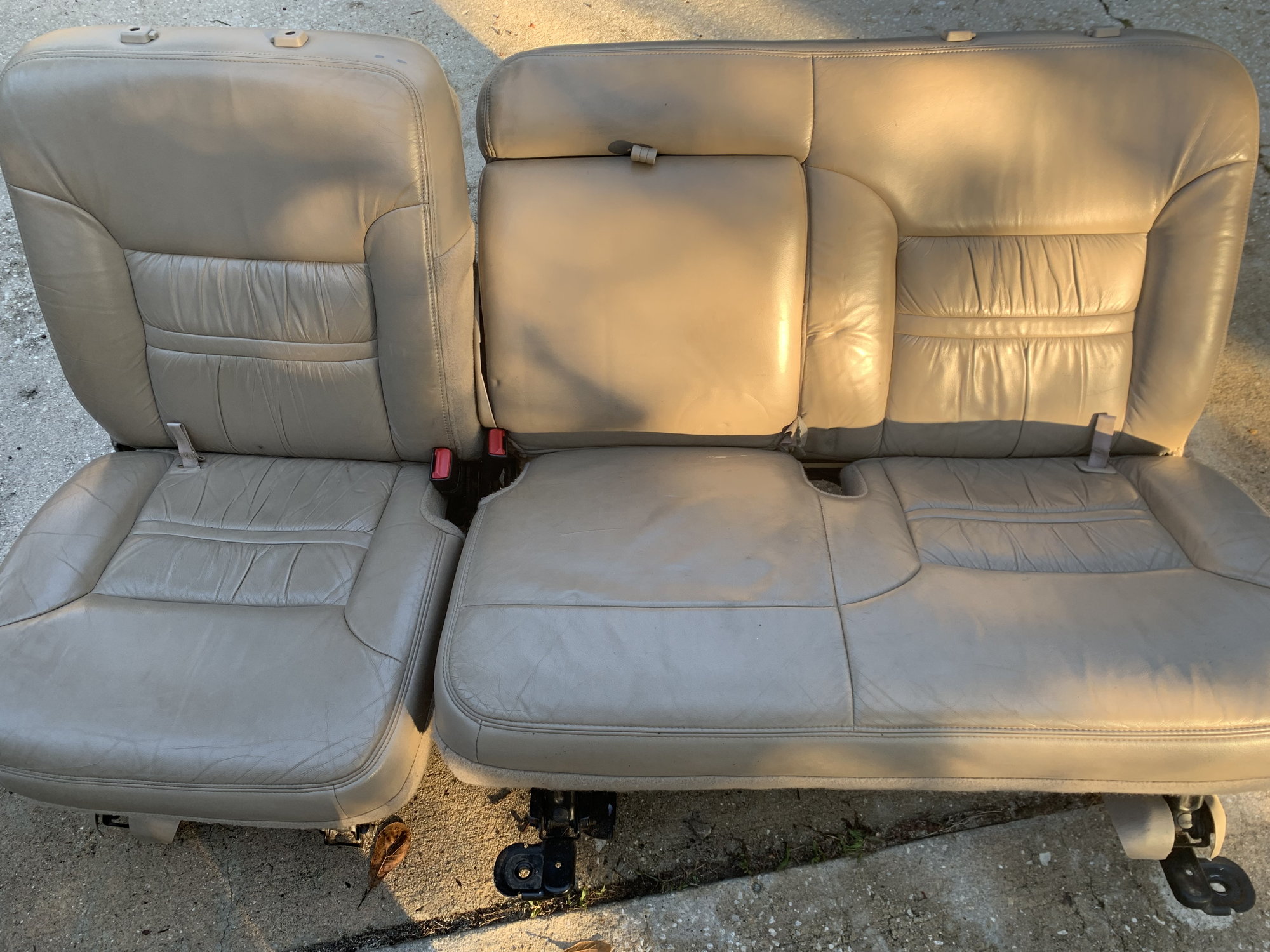 ford excursion bench seat 2001