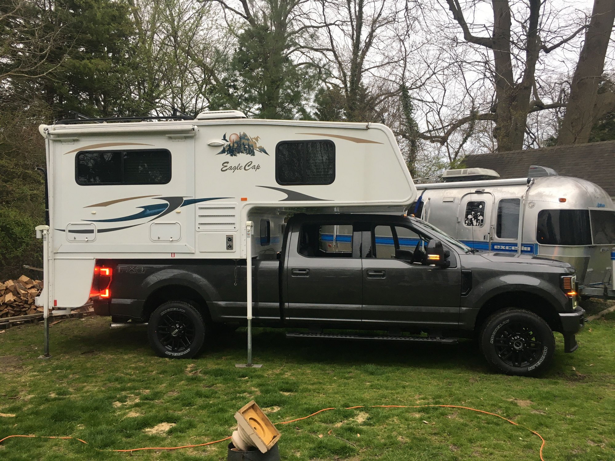 Weighing truck and TC on CAT scale - Ford Truck Enthusiasts Forums