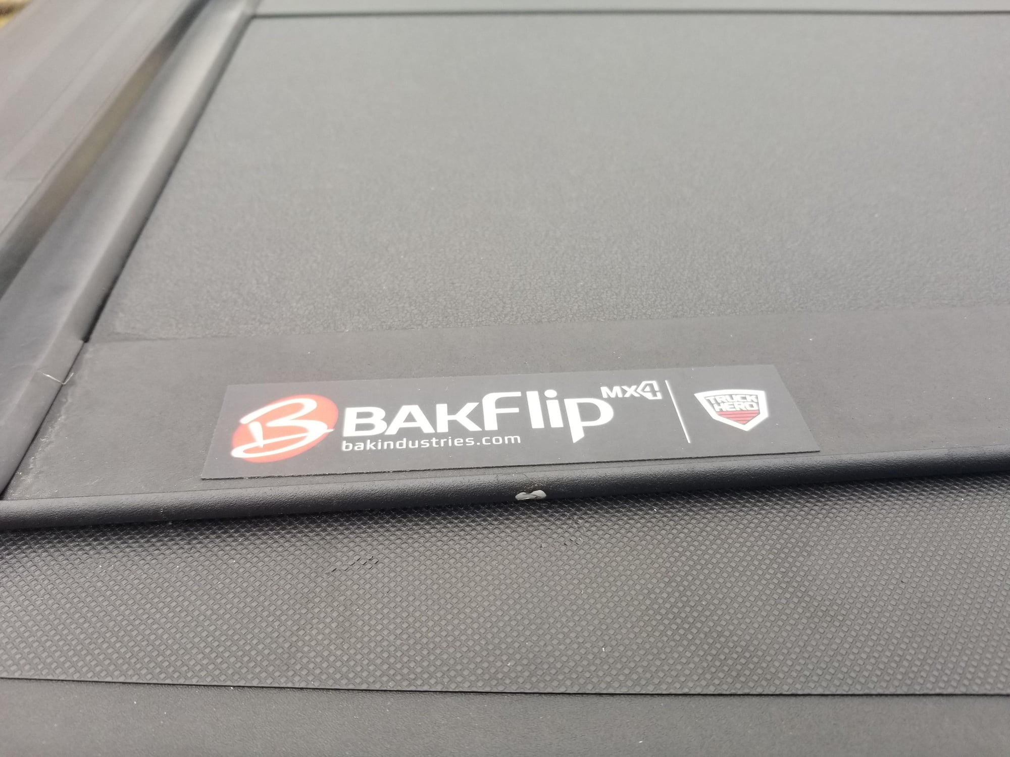 Accessories - BAKFlip MX4 Hard Folding Tonneau Cover fits 2017-19 Ford Super Duty 6' 9" bed - Used - 2017 to 2019 Ford F-250 Super Duty - 2017 to 2019 Ford F-350 Super Duty - Hawthorne, NJ 07506, United States