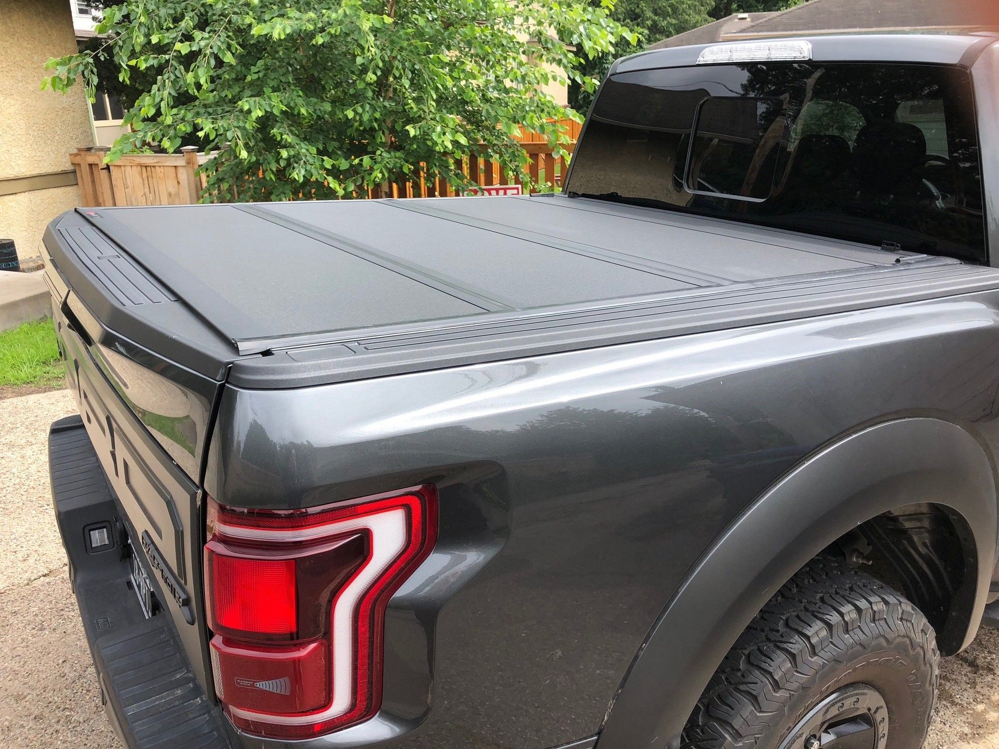 Miscellaneous - BakFlip MX4 2018 F150 5.5 foot bed - Used - 2015 to 2019 Ford F-150 - Minneapolis, MN 55419, United States