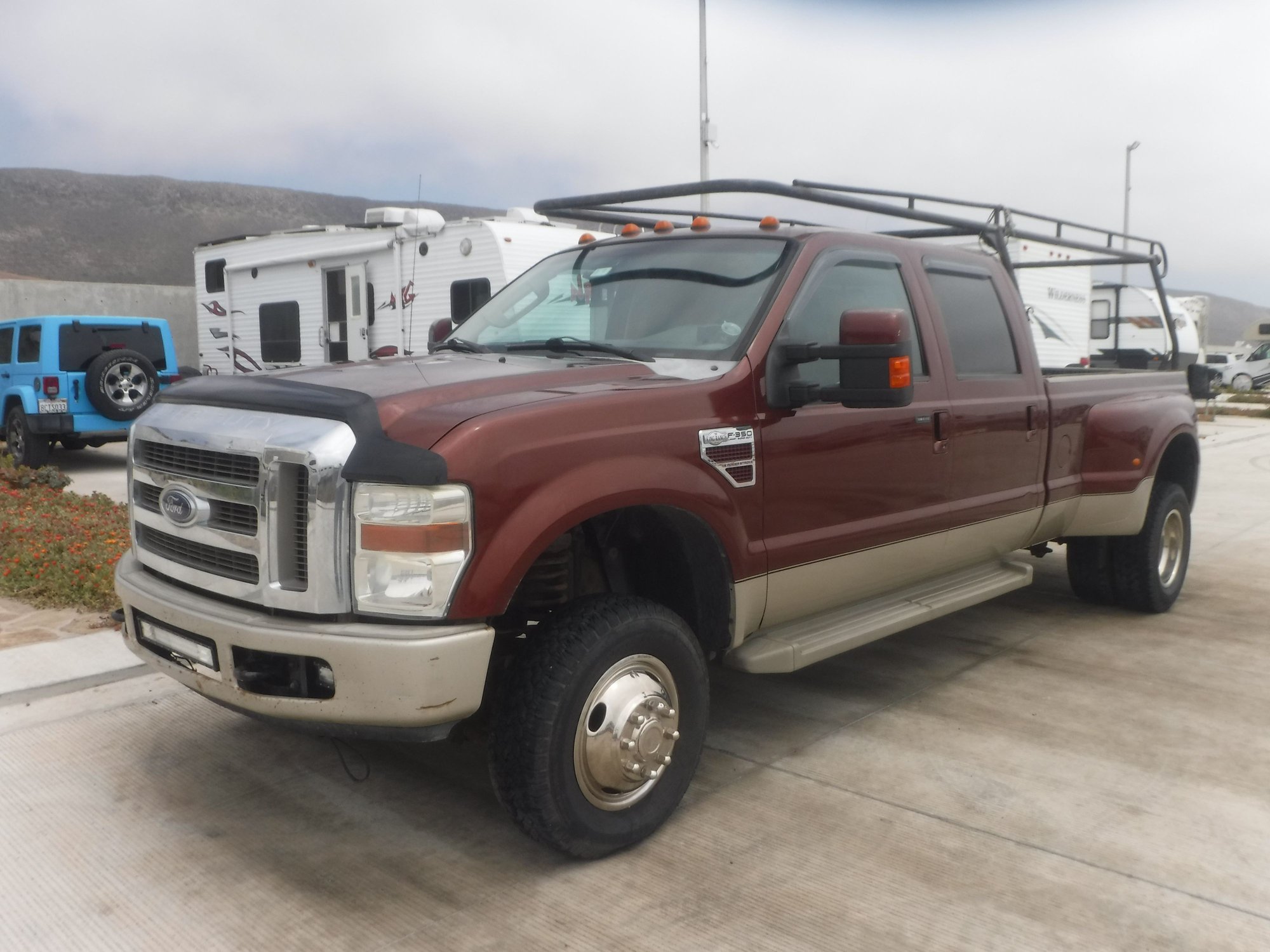 2008 Ford F-350 Super Duty - 2008 Ford F350 Super Duty 4x4 King Ranch - Used - VIN 1FTWW33R48EA69308 - 200,468 Miles - 8 cyl - 4WD - Automatic - Truck - Brown - San Diego, CA 92038, United States