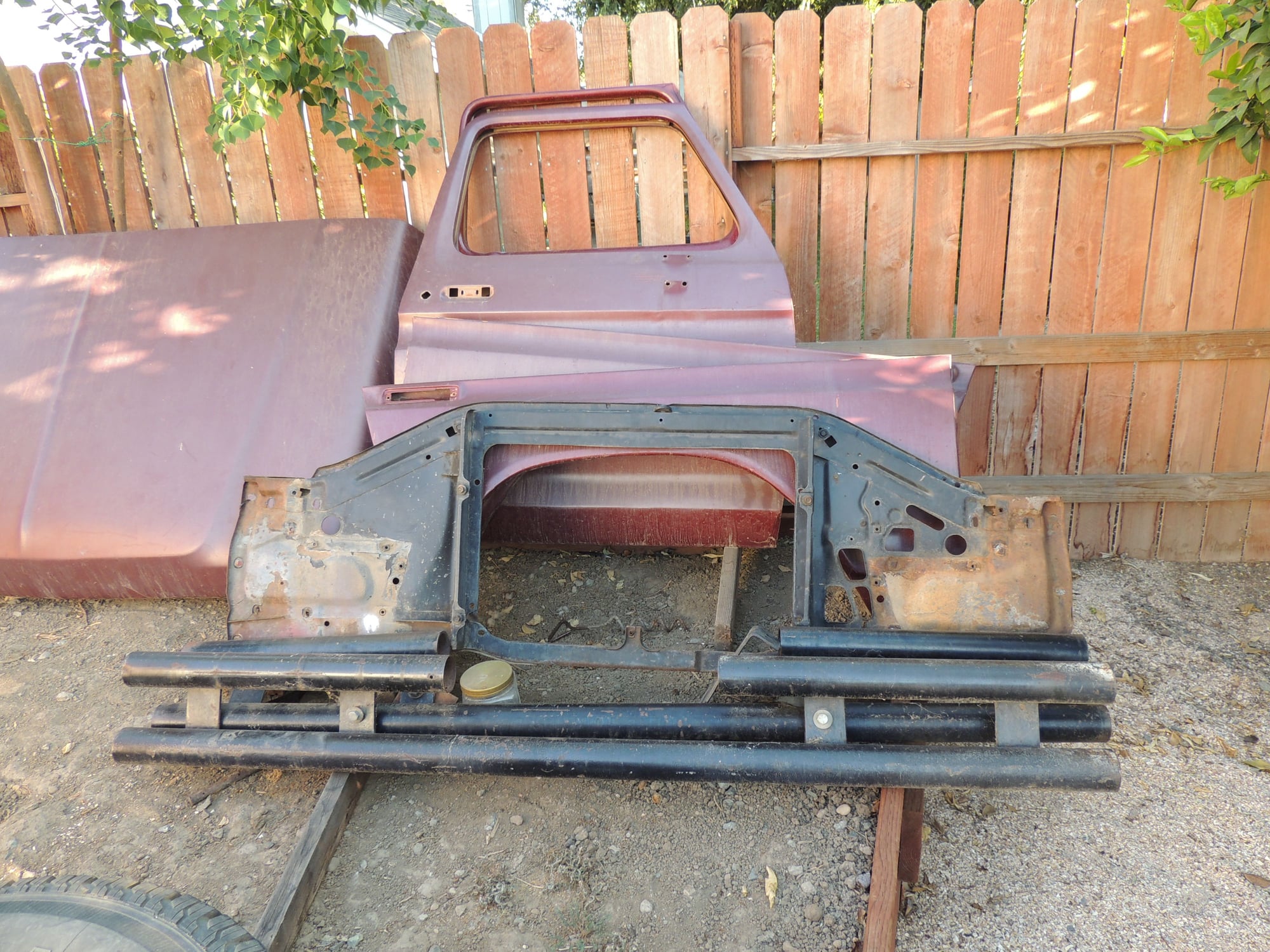 1976 Ford F-100 - Do you like to build models? Full rig torn down to the frame ready for prep, paint and assembly! - Used - VIN Ford F100 360 - 150,000 Miles - 8 cyl - 4WD - Manual - Truck - Purple - Yuba City, CA 95993, United States