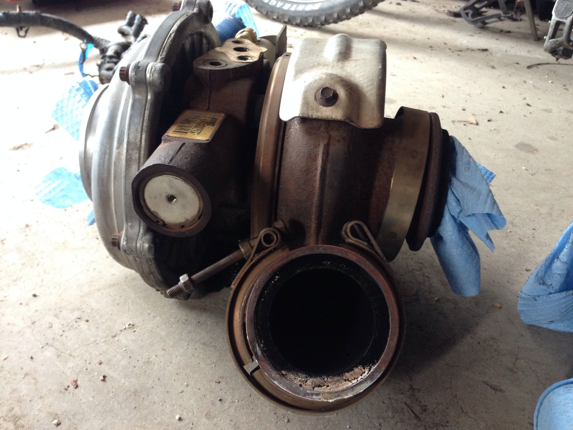 Coolant residue where y pipe runs into turbo, normal with a bad egr