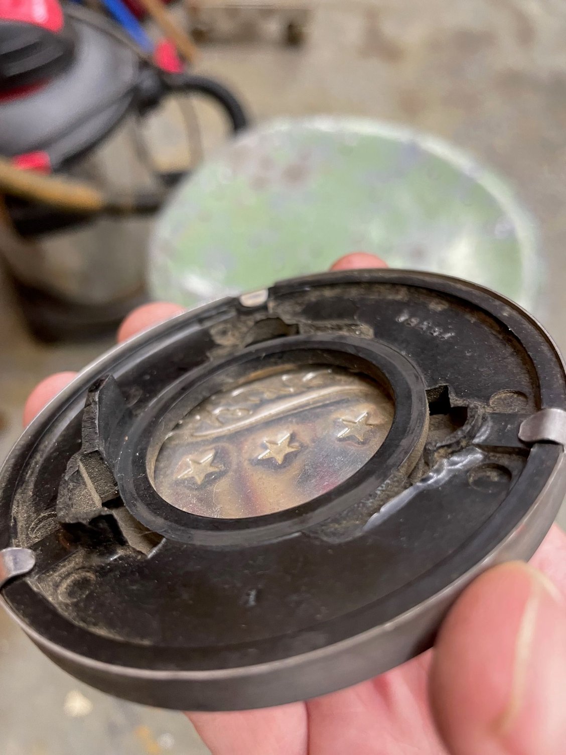 Horn Button Kit Install Ford Truck Enthusiasts Forums