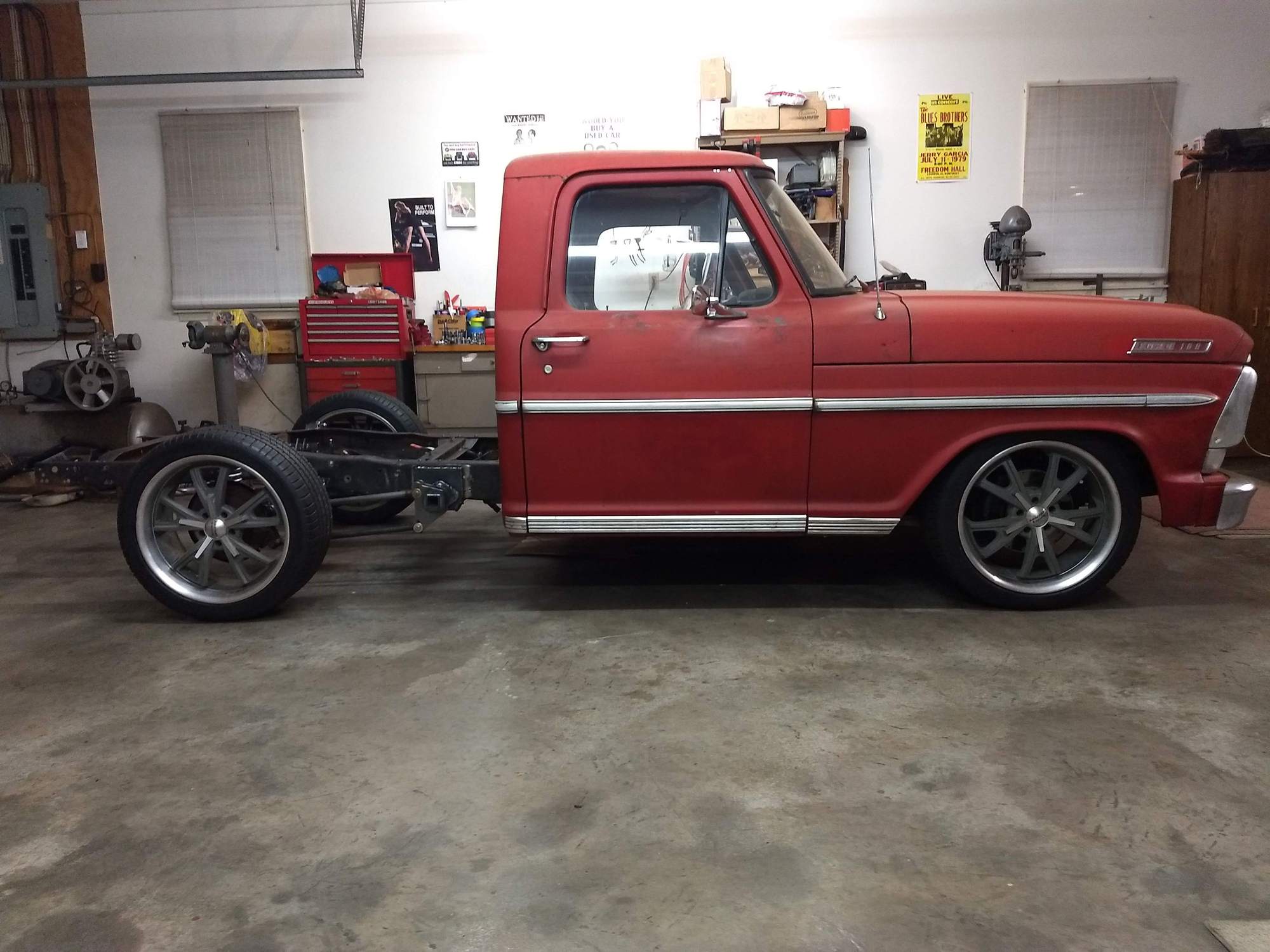 Ride height will be adjusted once the bed is back on the truck. Ready for the bed .