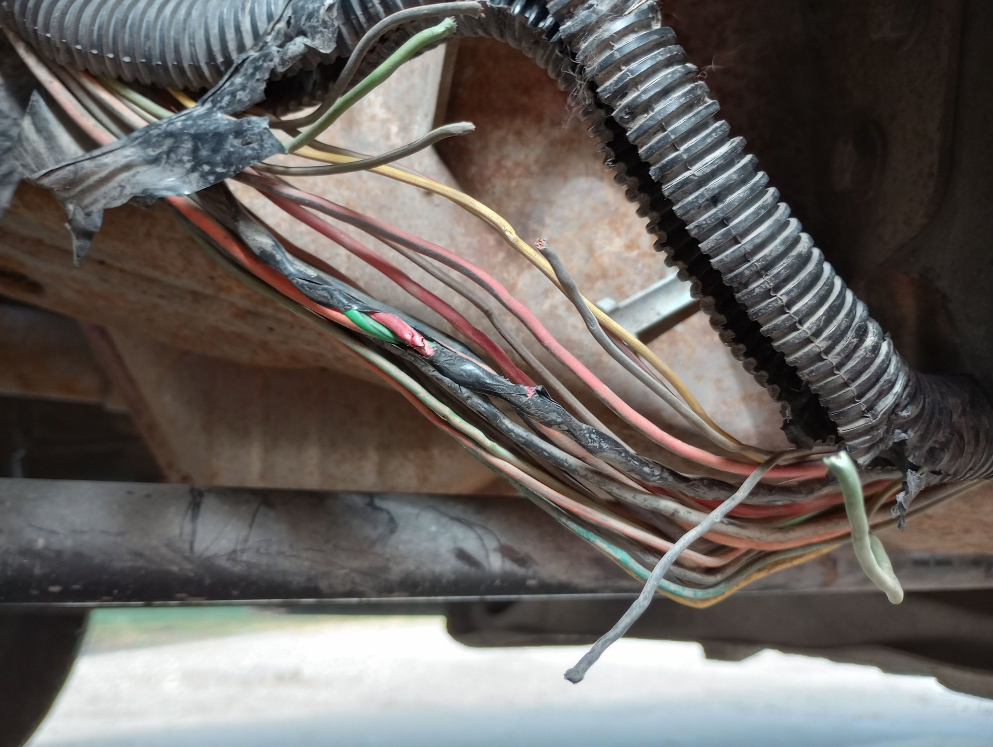 1997 F150 Fuel gauge stuck on full Ford Truck Enthusiasts Forums