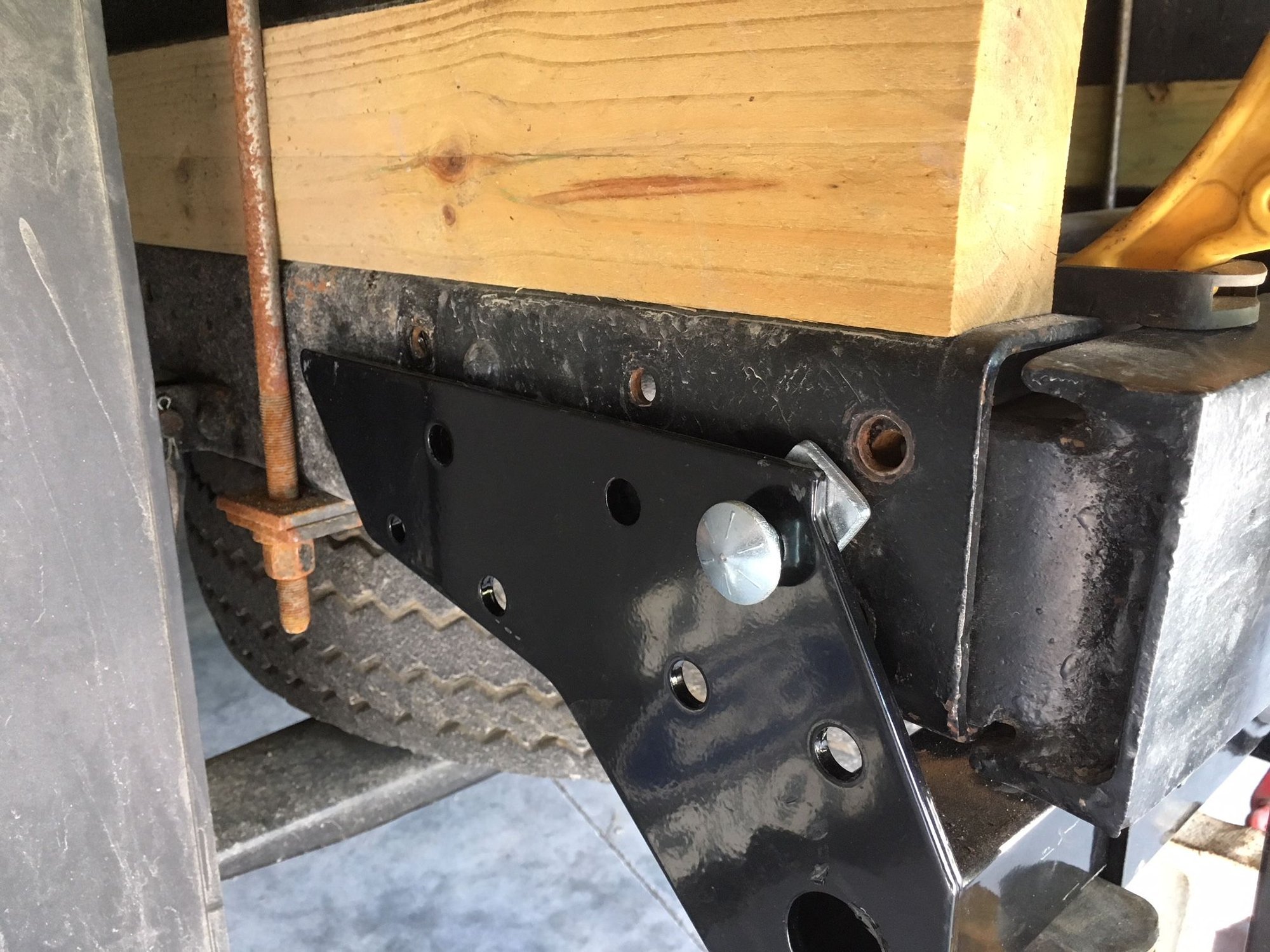 Reese Trailer Hitch Install 5356 Ford Truck Enthusiasts Forums