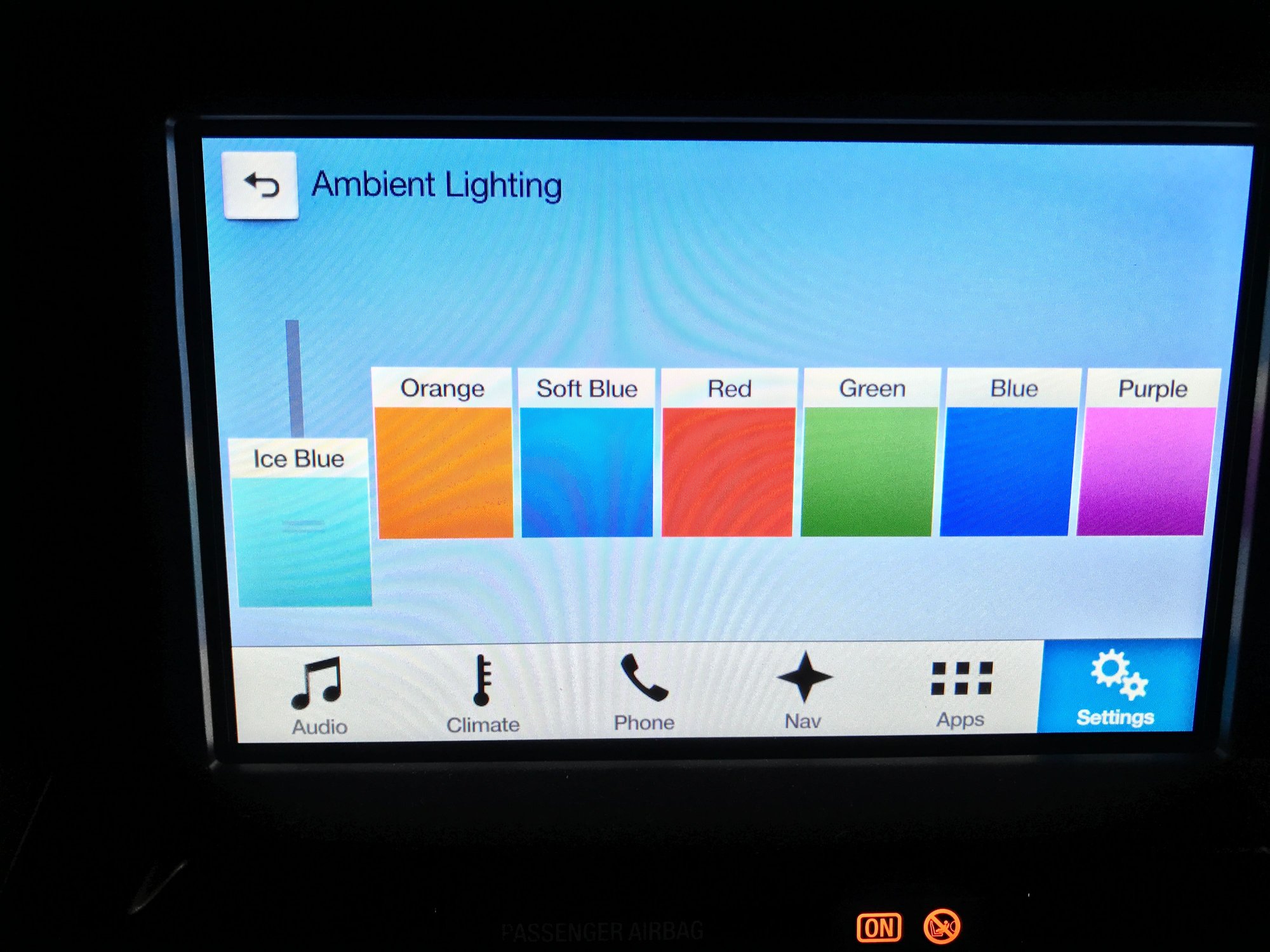 Adjusting Ambient Lighting with Ford SYNC® Support 3