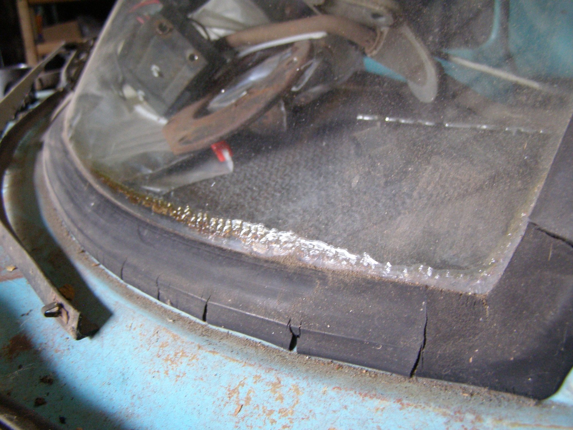 Dana 60 axle tube rusted away Ford Truck Enthusiasts Forums