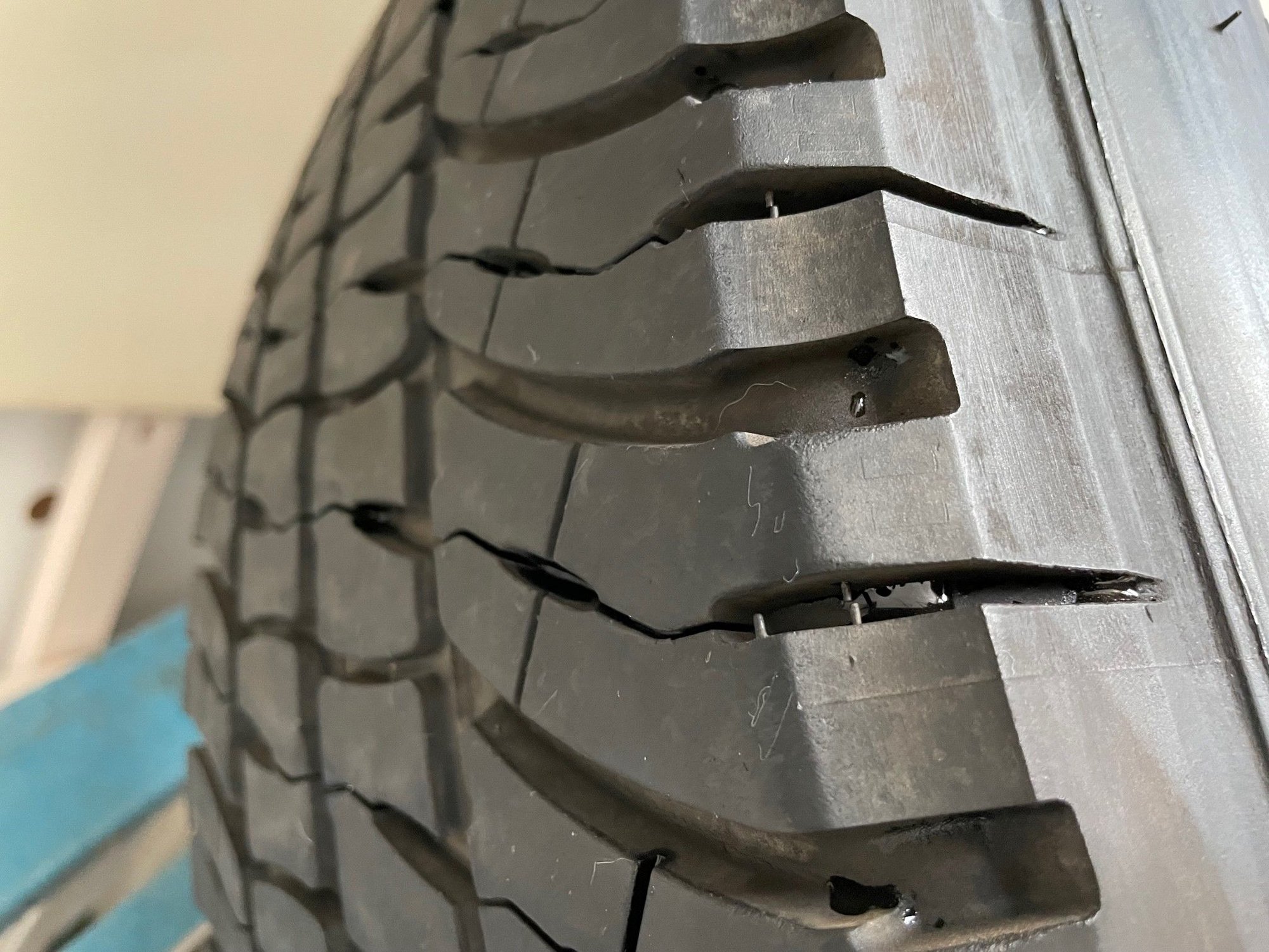 Wheels and Tires/Axles - 20" OEM Chrome Package Wheels 2020-2022 F250/F350 SRW - Used - Santa Clarita, CA 91354, United States