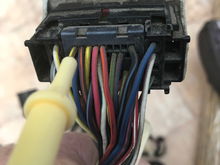 PCM middle plug C1381c - pin #2 (yellow w/ red wire) - pic 2