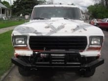 Custom made bumber welded to the frame, warn winch to pull those chevys and dodges out of the ditch and painted grill shell to match paint