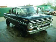 good solid truck, door mirrors have been changed to smaller ones off the same D100