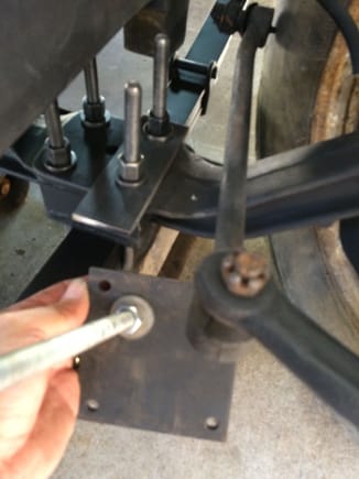 Mounted a piece of plate on the top of the axle and bolted another to the all thread to get the right angle.