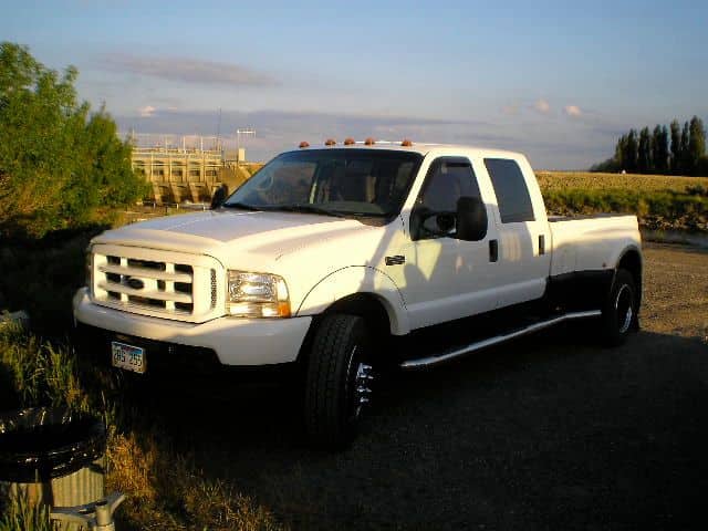 2002 Ford F-550 Super Duty - The Ultimate Tow Rig - Used - VIN 1FDAW57F02EB89471 - 8 cyl - AWD - Manual - Truck - White - Rupert, ID 83350, United States